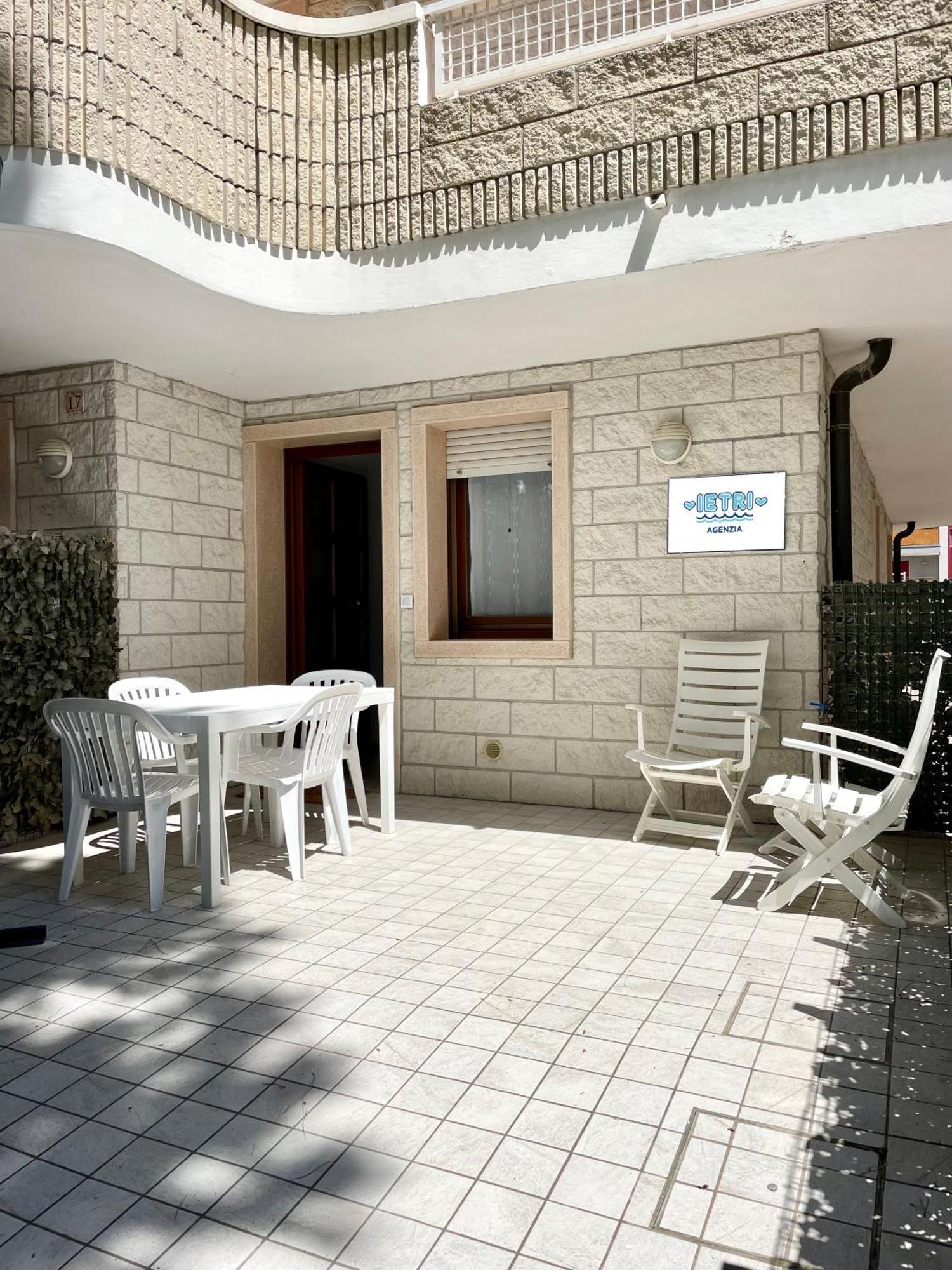 Villa Paradiso Lignano Sabbiadoro Buitenkant foto